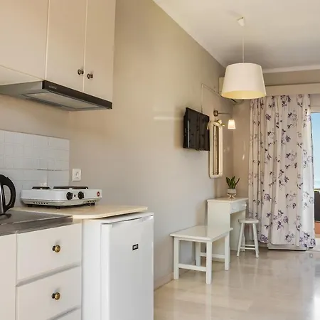 Mirtia Studios Apartment *