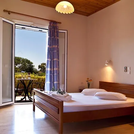 Mirtia Studios Apartment *