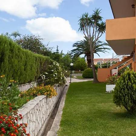 Apartment Mirtia *